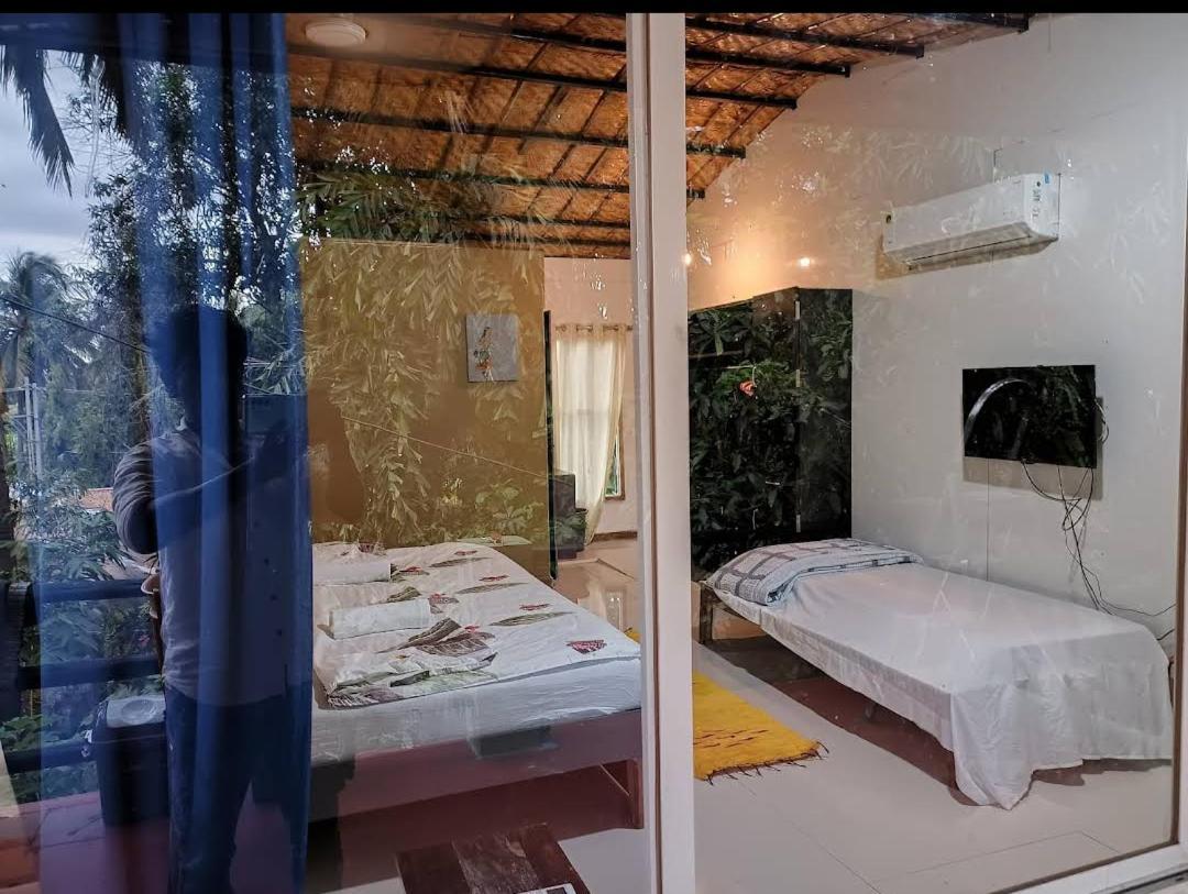 Lotus Riya Home Stay Hampi Habitación foto