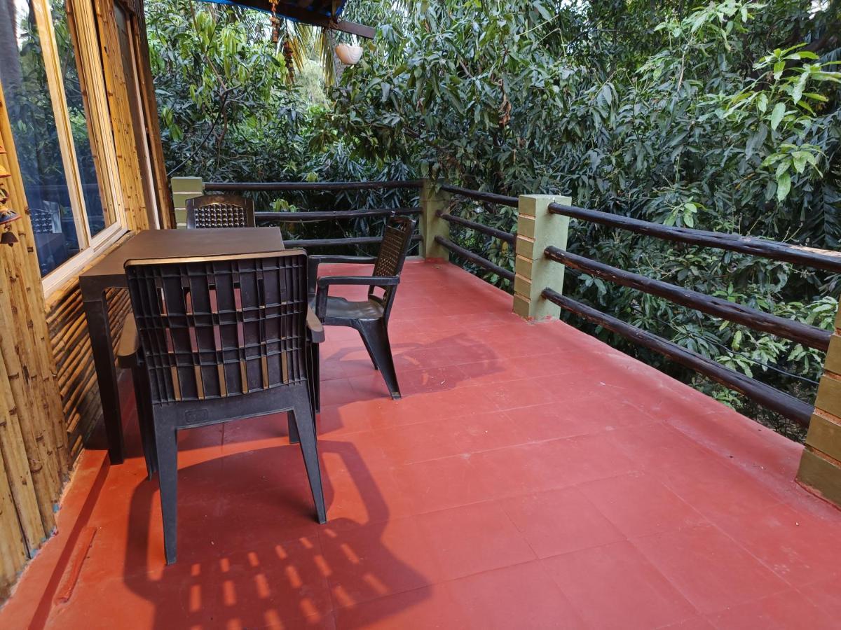 Lotus Riya Home Stay Hampi Exterior foto